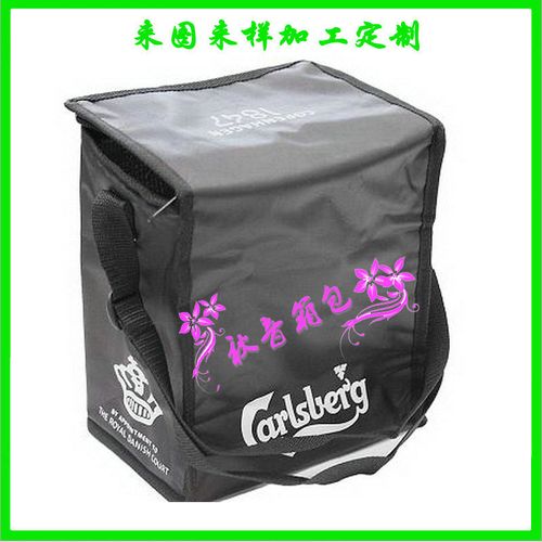 义乌秋音箱包厂是一家专业设计生产各种款式,各种材质箱包的厂家